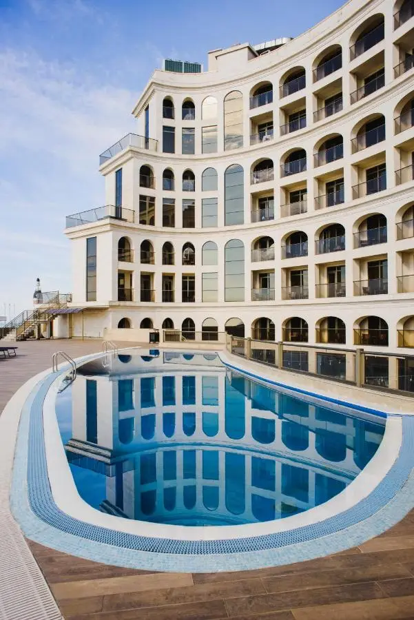 Colosseum Marina Hotel