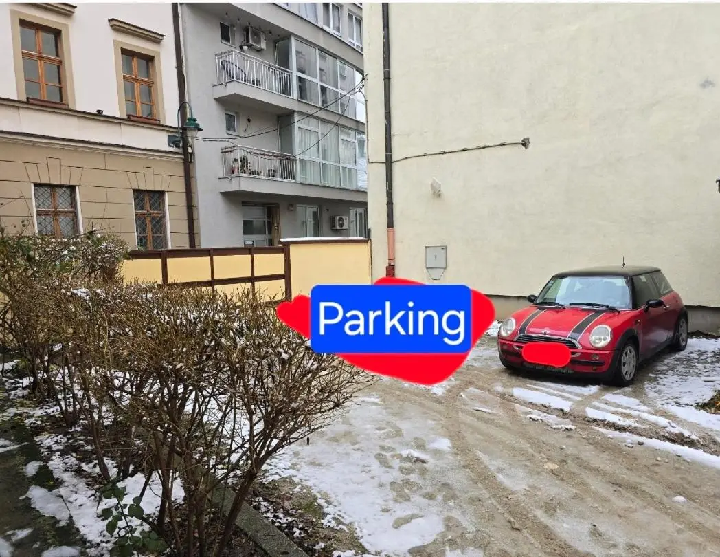 Sarajevo central quiet apartment,private free parking