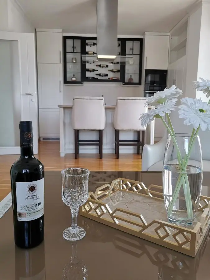 Luxury Apartment with a stunning view, FREE parking