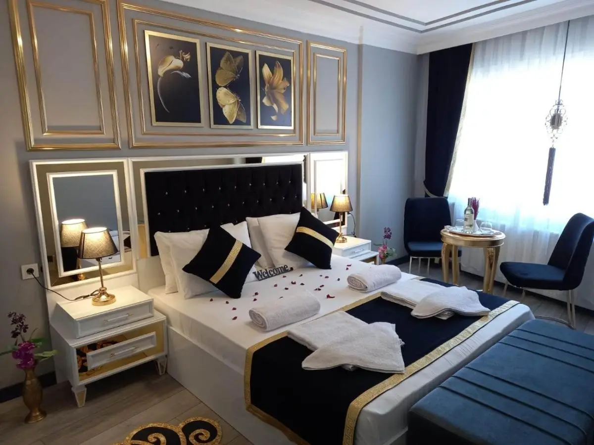 Emirhan Guesthouse & Suites