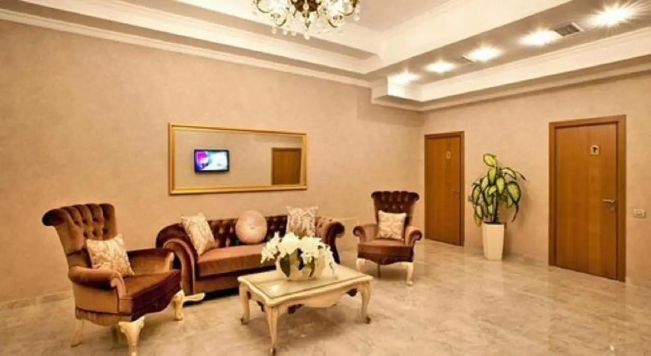 Paradise Hotel Baku