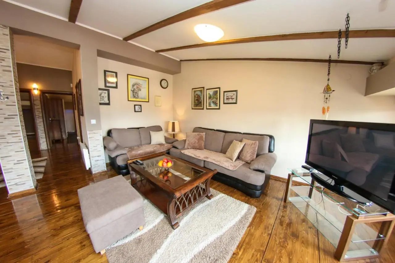 Apartments Cyrano 1&2