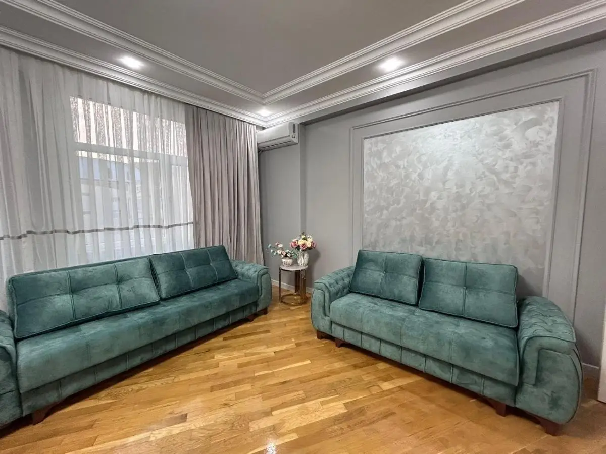 3 floors 4 bedroom seaside apart