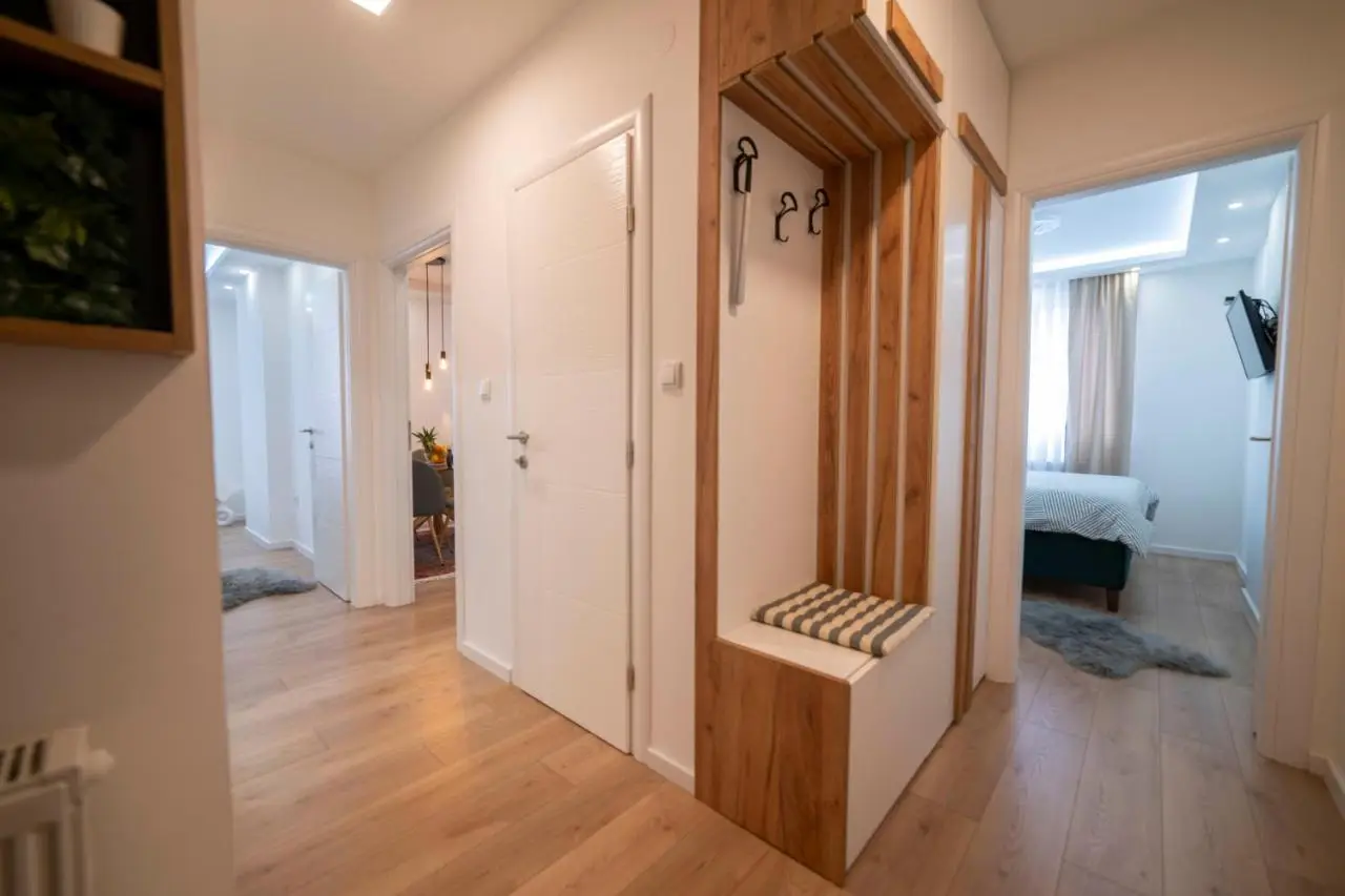 Apartment Premium Deny
