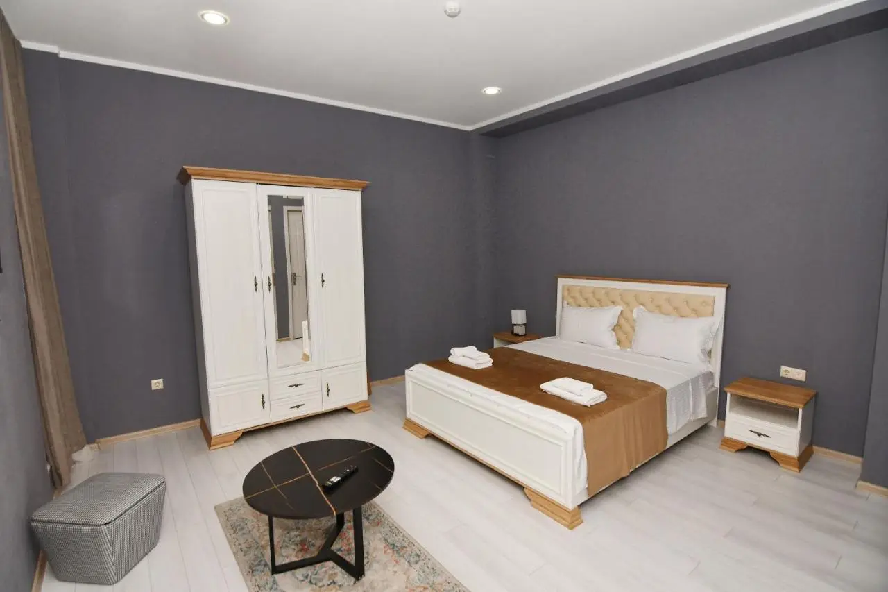 Astoria Hotel