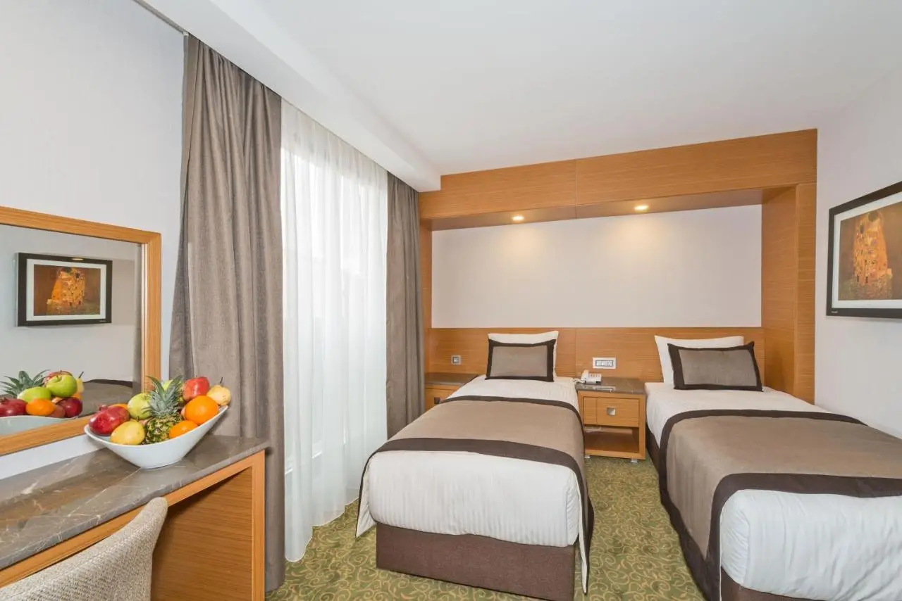 Bisetun Hotel