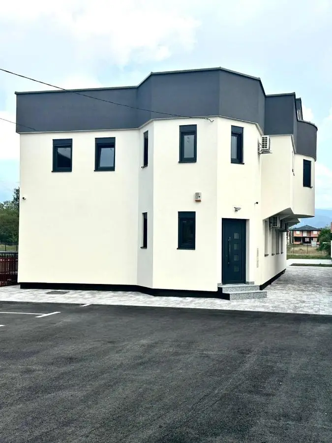BLUE SKY Apartments