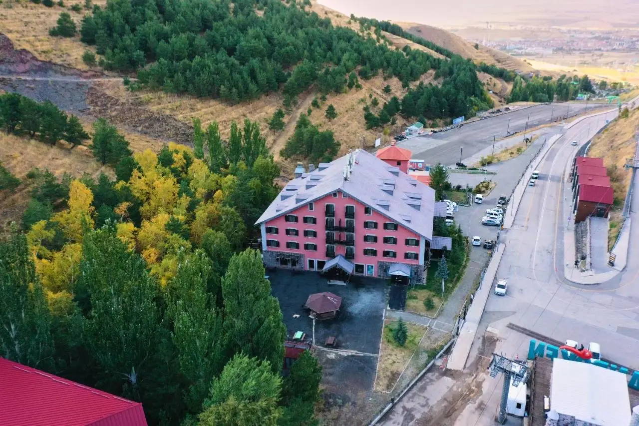 Dedeman Palandoken Ski Lodge Hotel