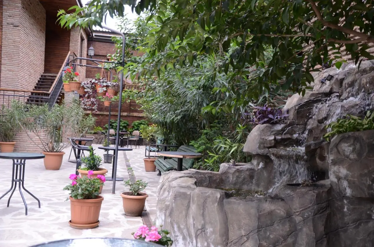 Tiflis Hotel