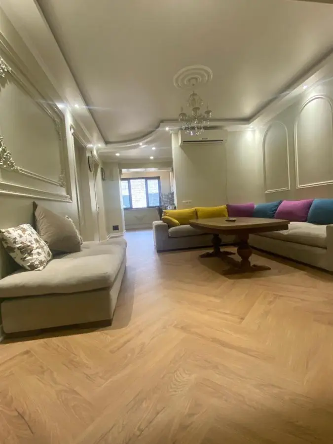 Warm Flat