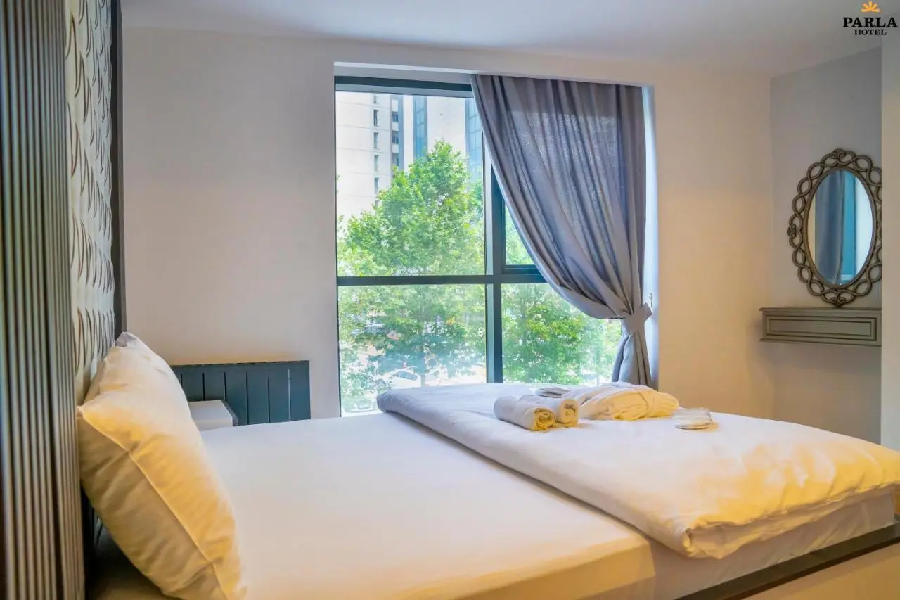 Parla Suite Hotel