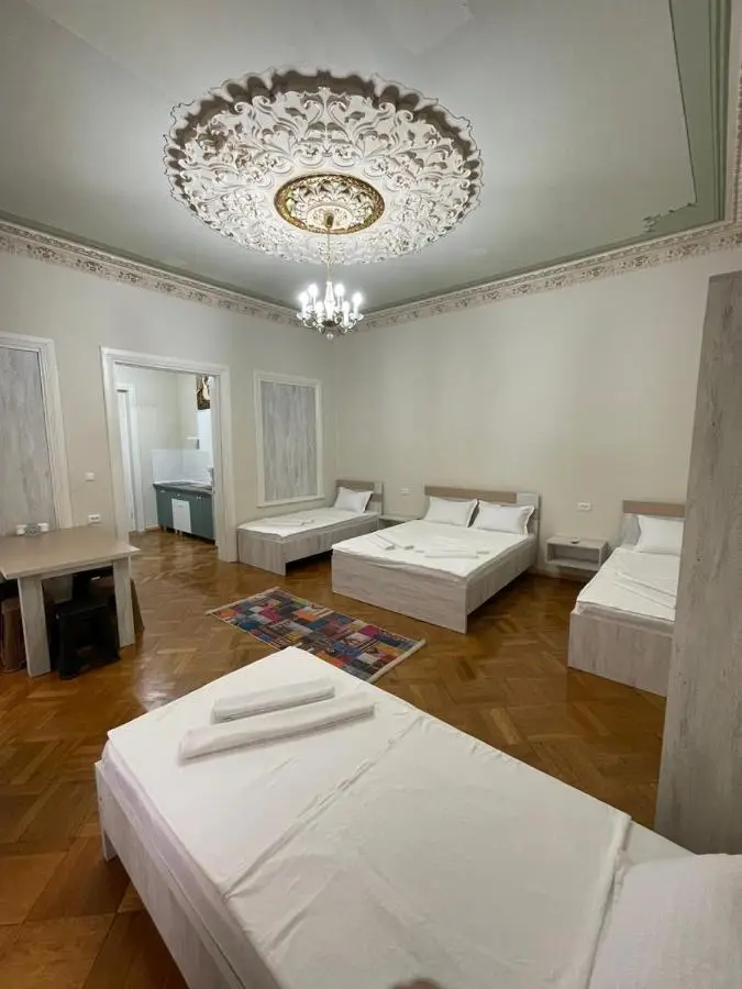 Vintage Home 1