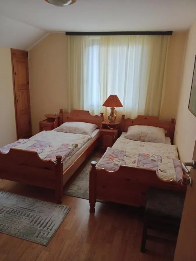 Smještaj na selu,porodica Gvozdenac