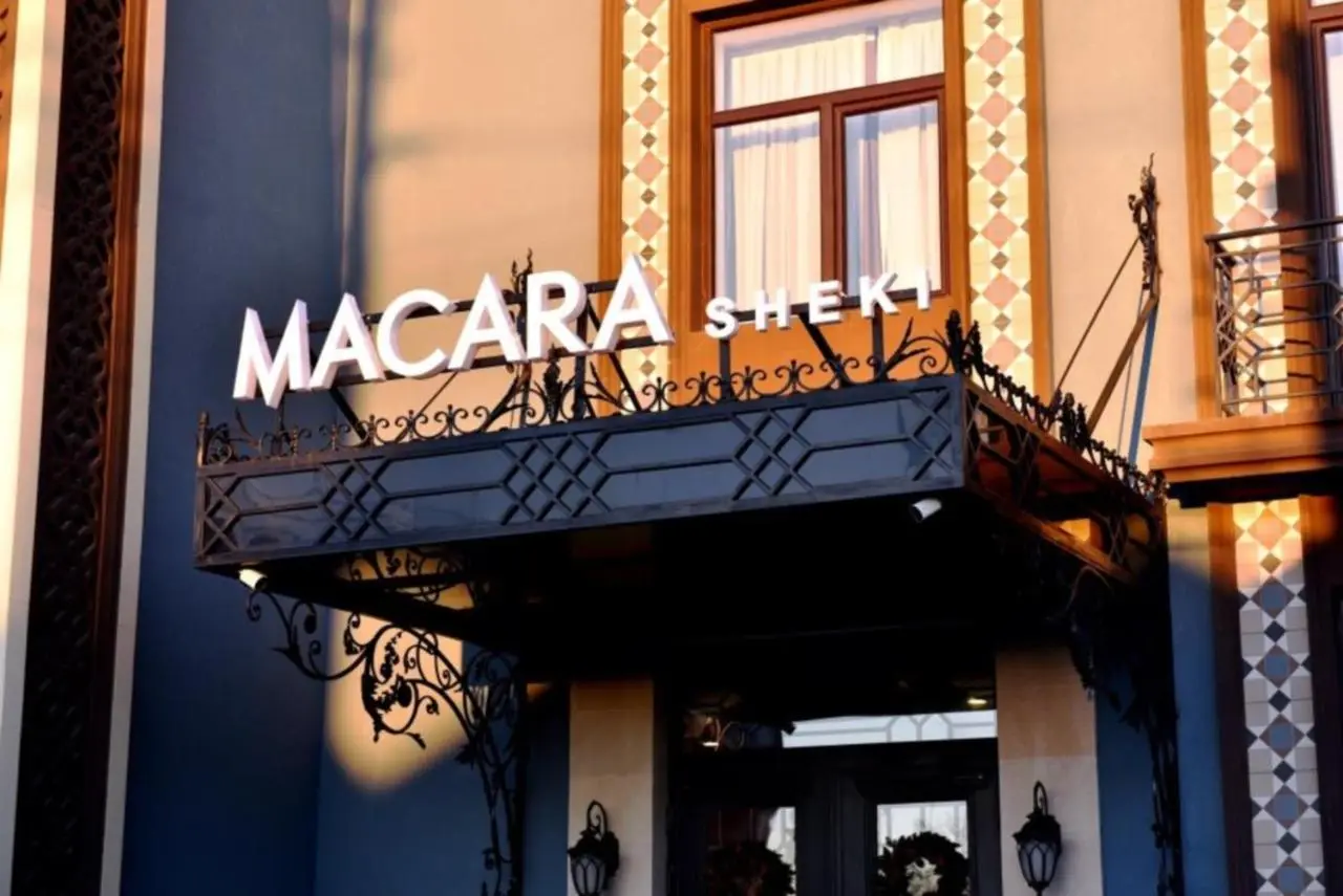 Macara Sheki City Hotel