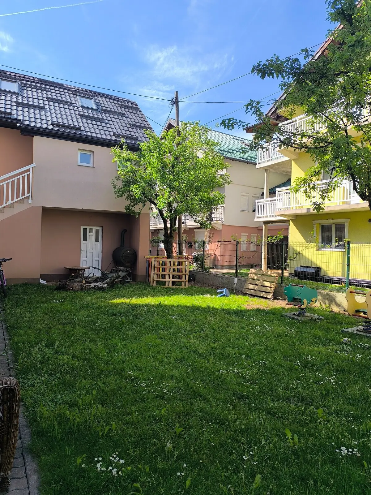 Roza vila