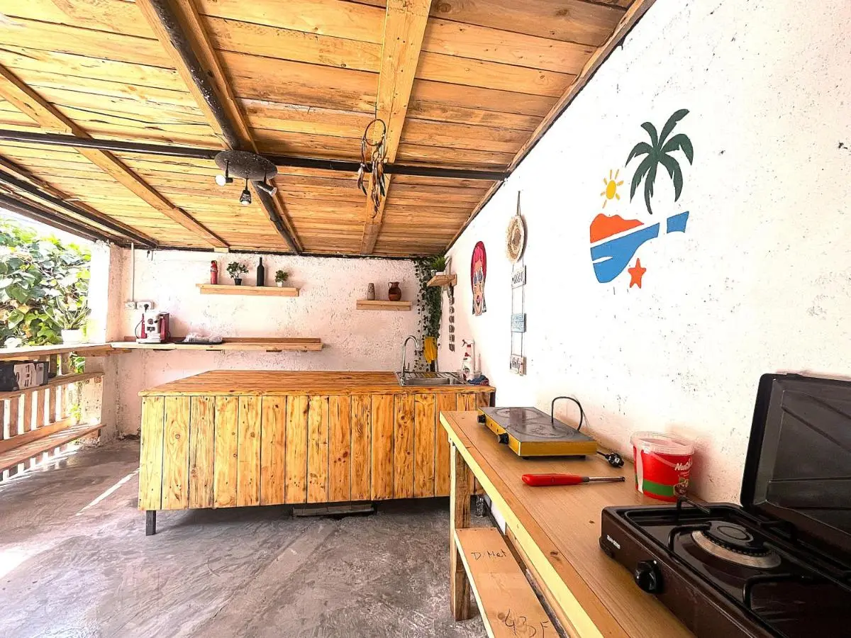 Old Beach Vlora Hostel