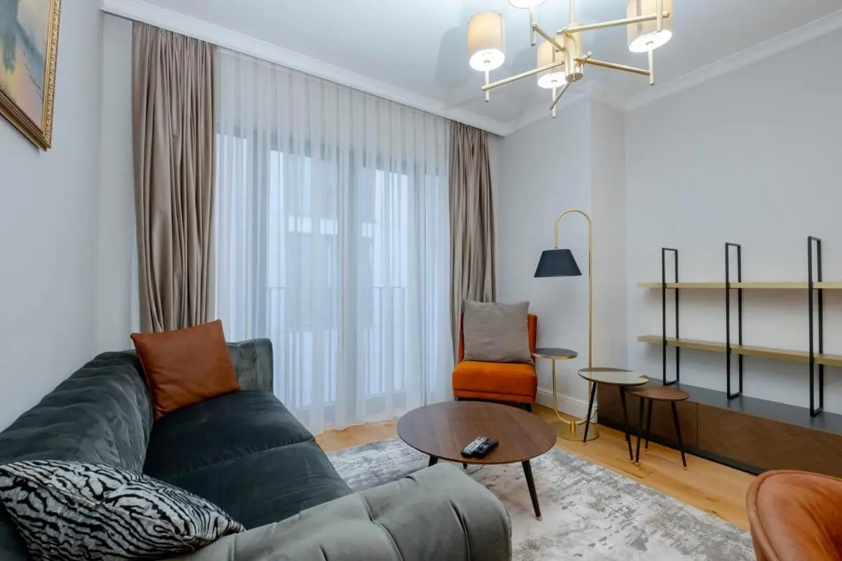 One-Bedroom Residence Apartment in Taksim