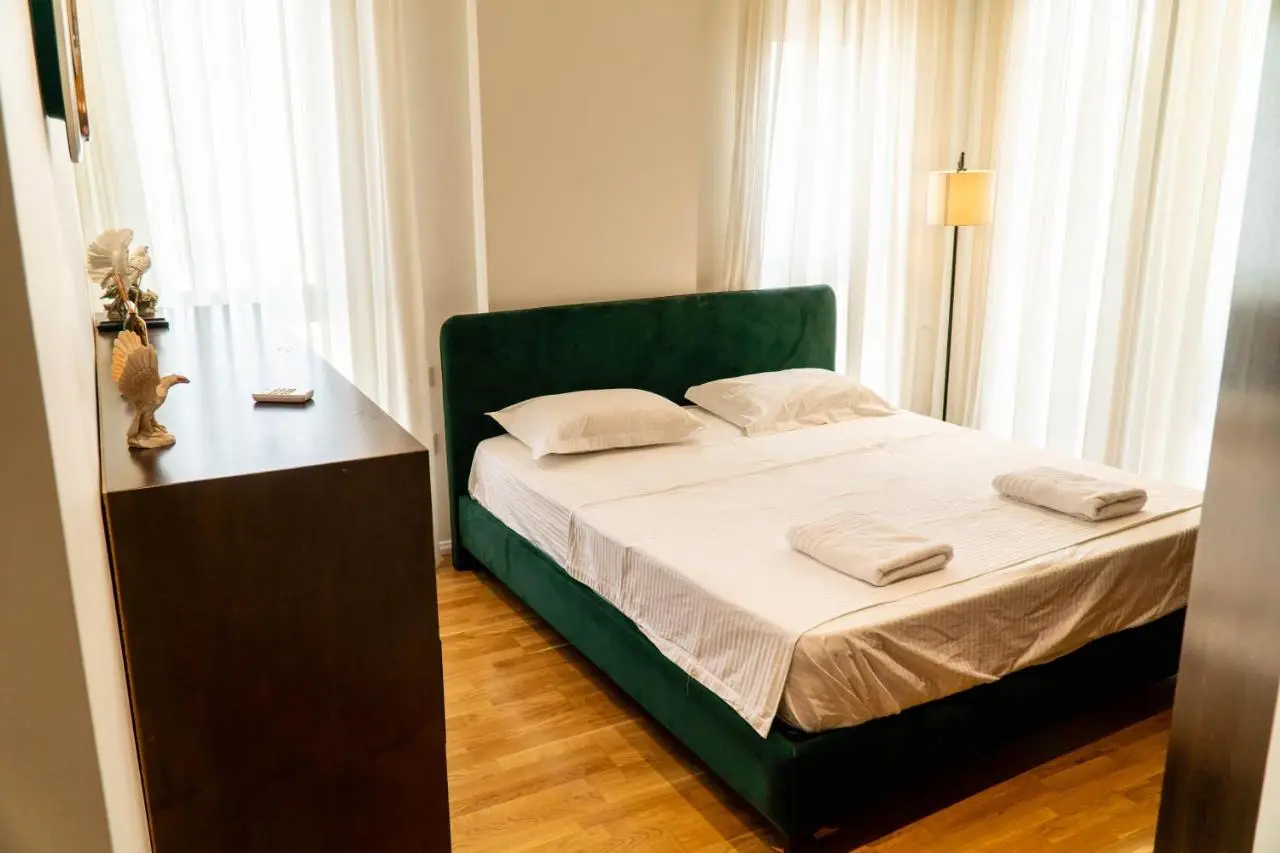 Signature apartment 12
