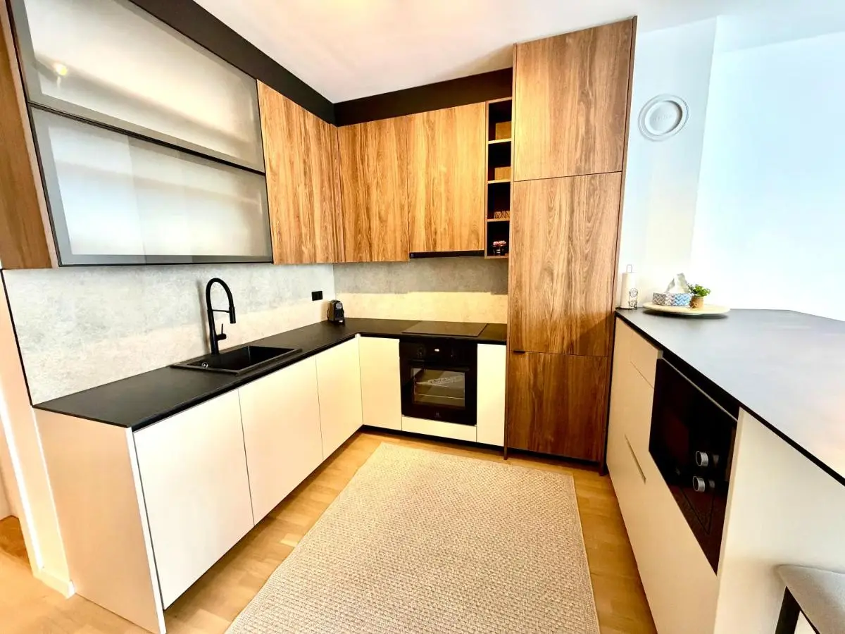 River Lux Residence & Private Garage