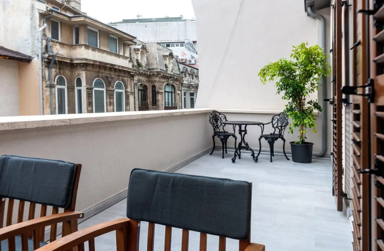 Art Pera Suites