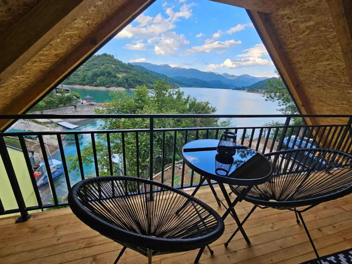 Vista Lago