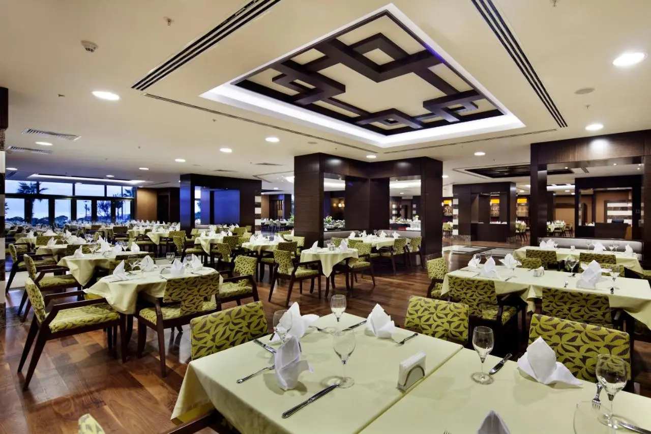The Green Park Pendik