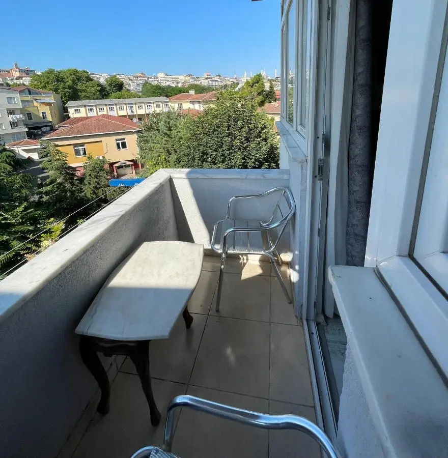 Arat Apartments