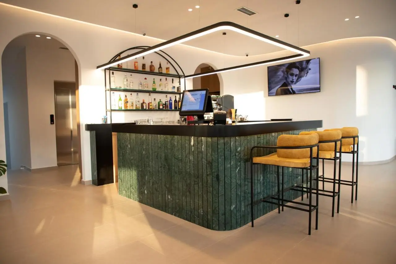 Colosseum Hotel