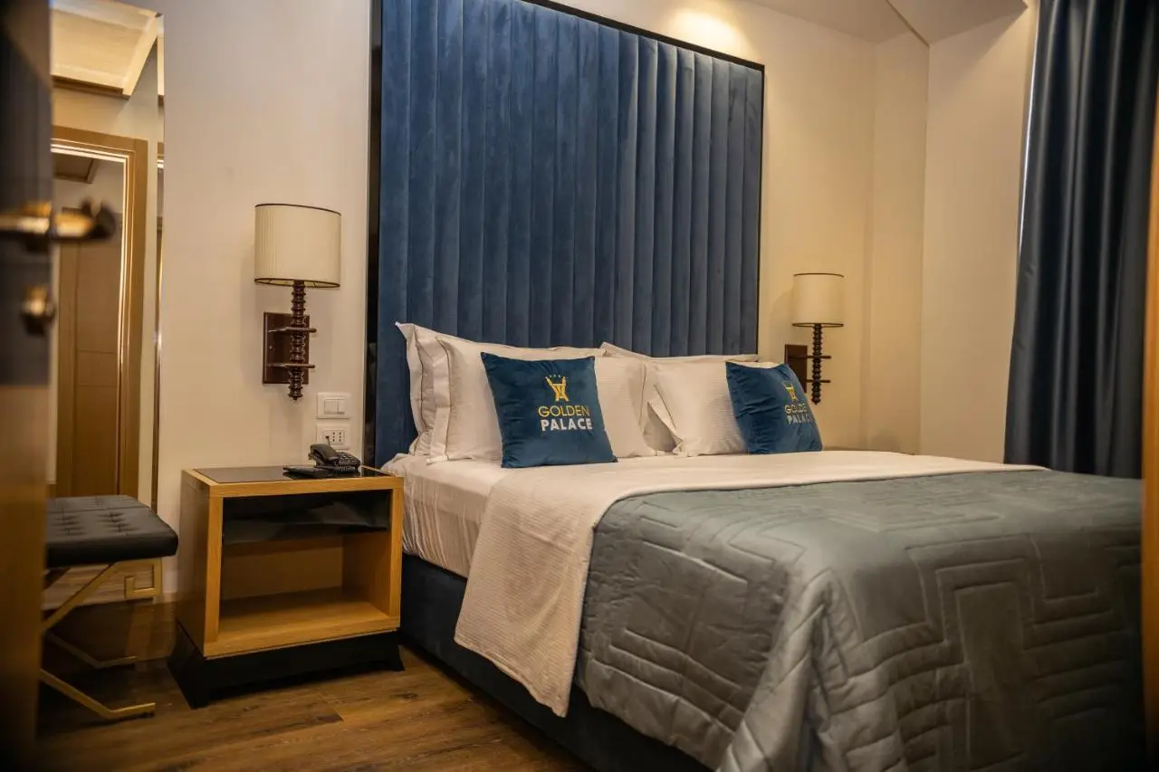 Hotel Golden Palace