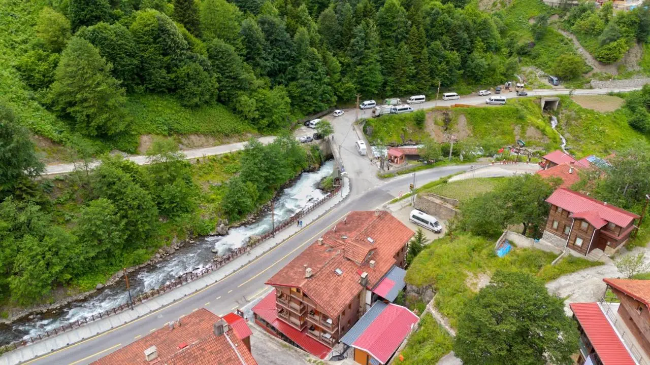 Meric Hotel