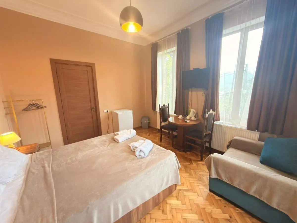 Shota's Guest House