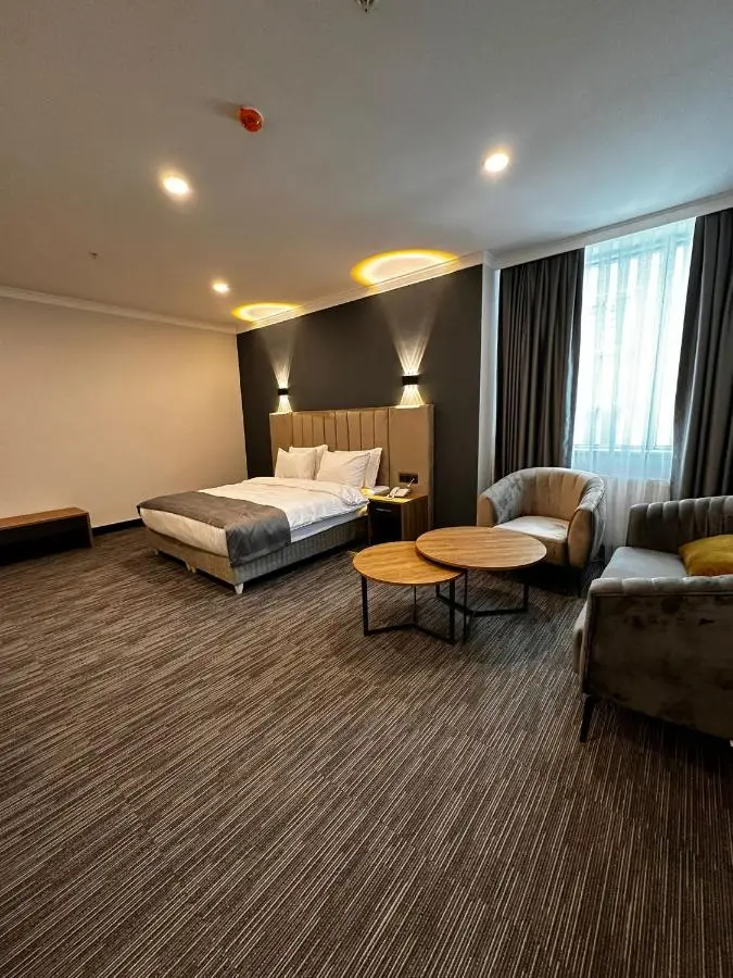 Home Plus Hotel