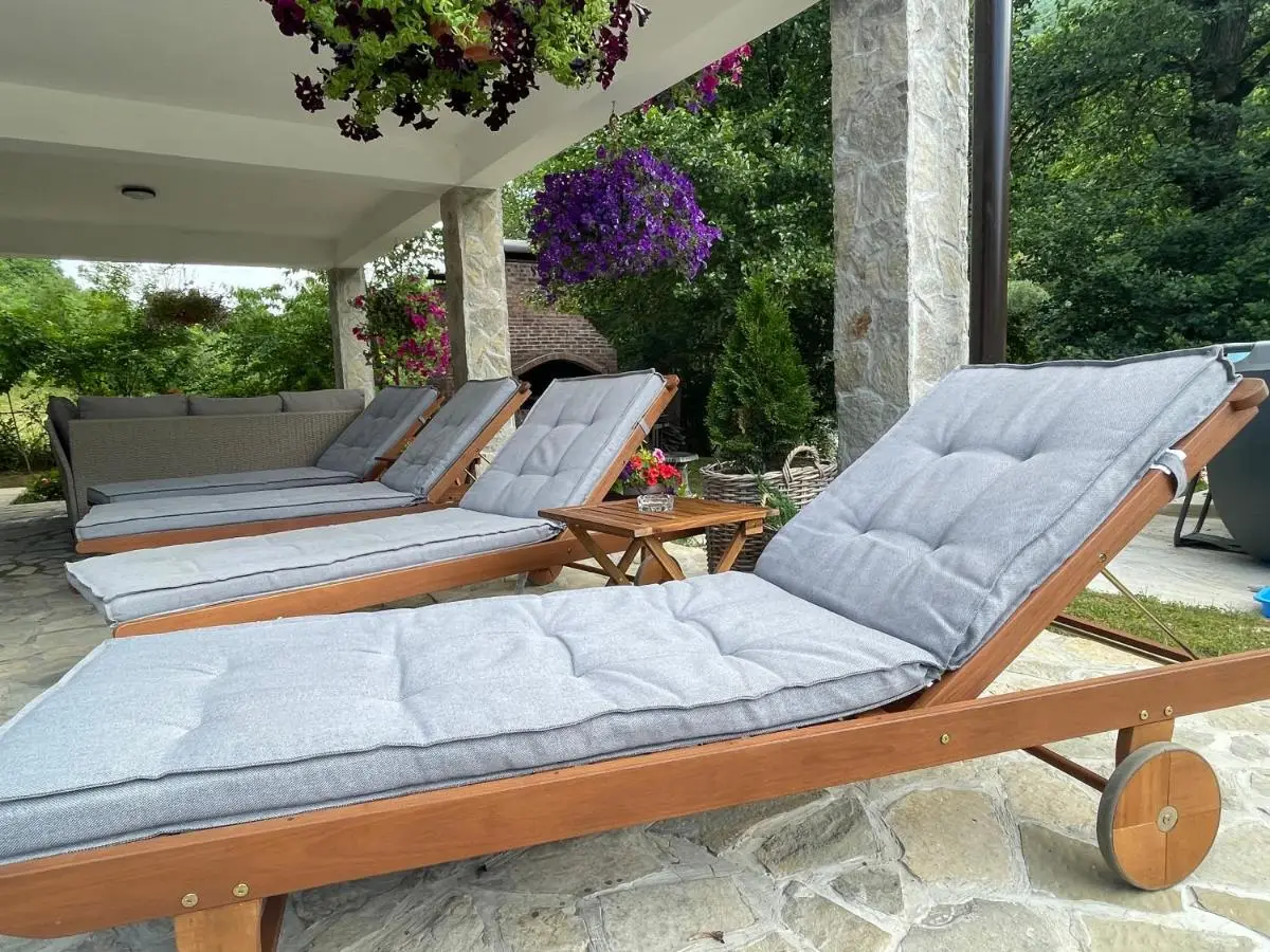 GOLD RIVER