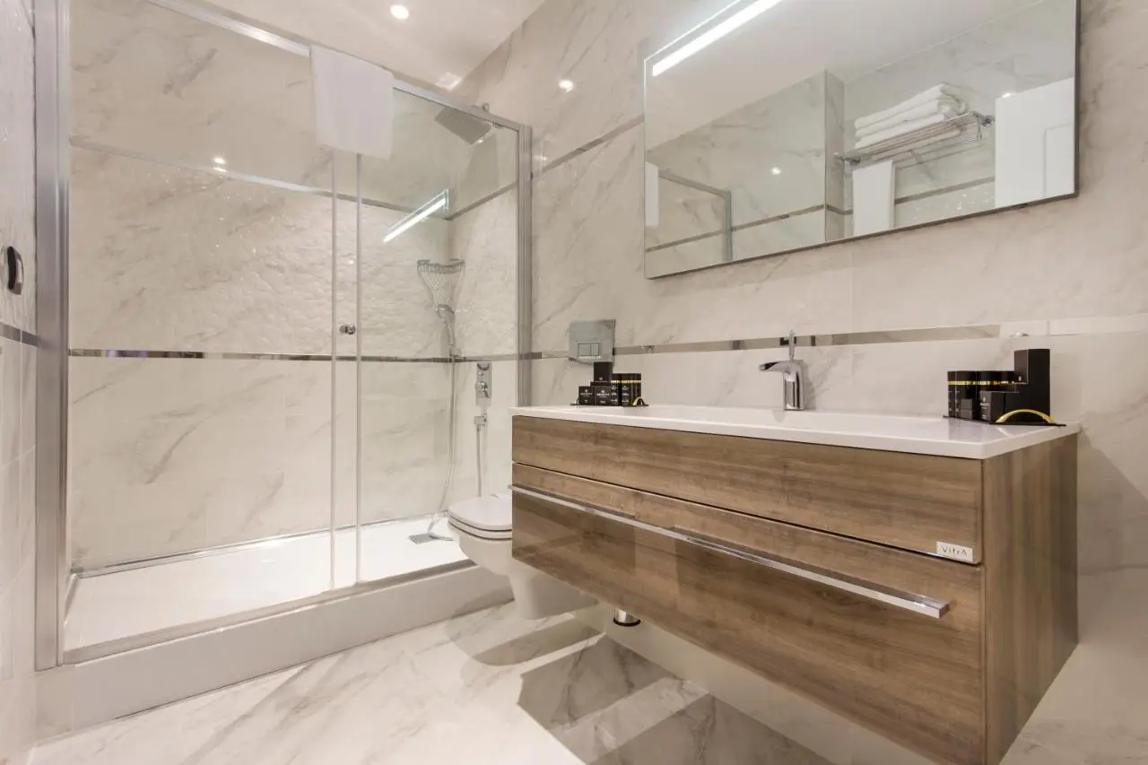 Dencity Hotels & Spa