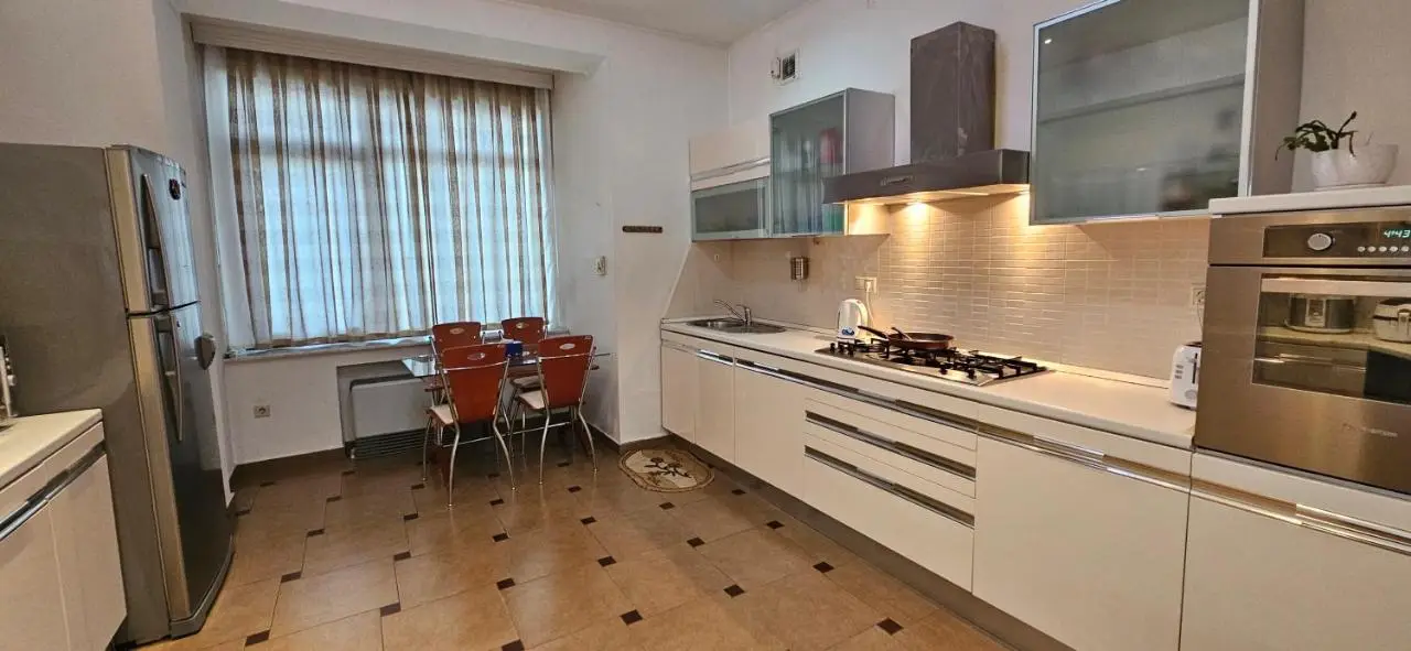 Apartment with sea view