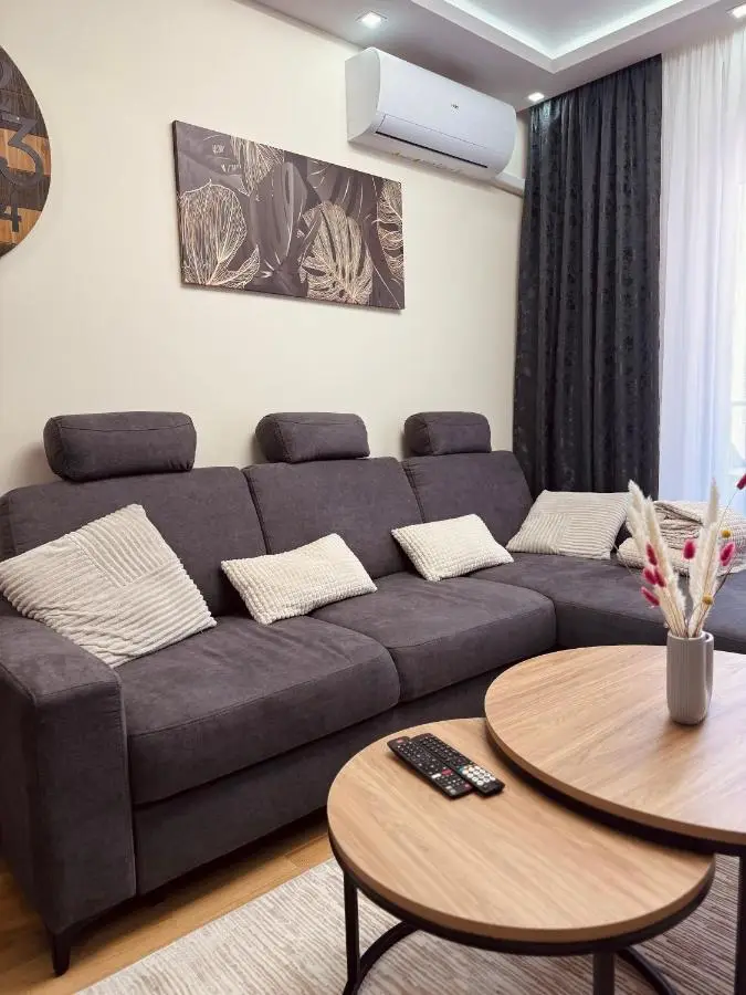 Feel apartments