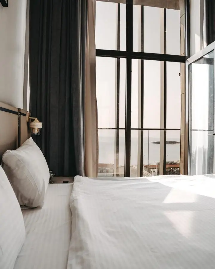 Port Marine Hotel By HOLLYWOOD