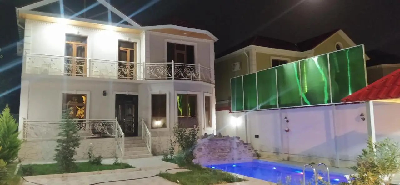 Friend's House