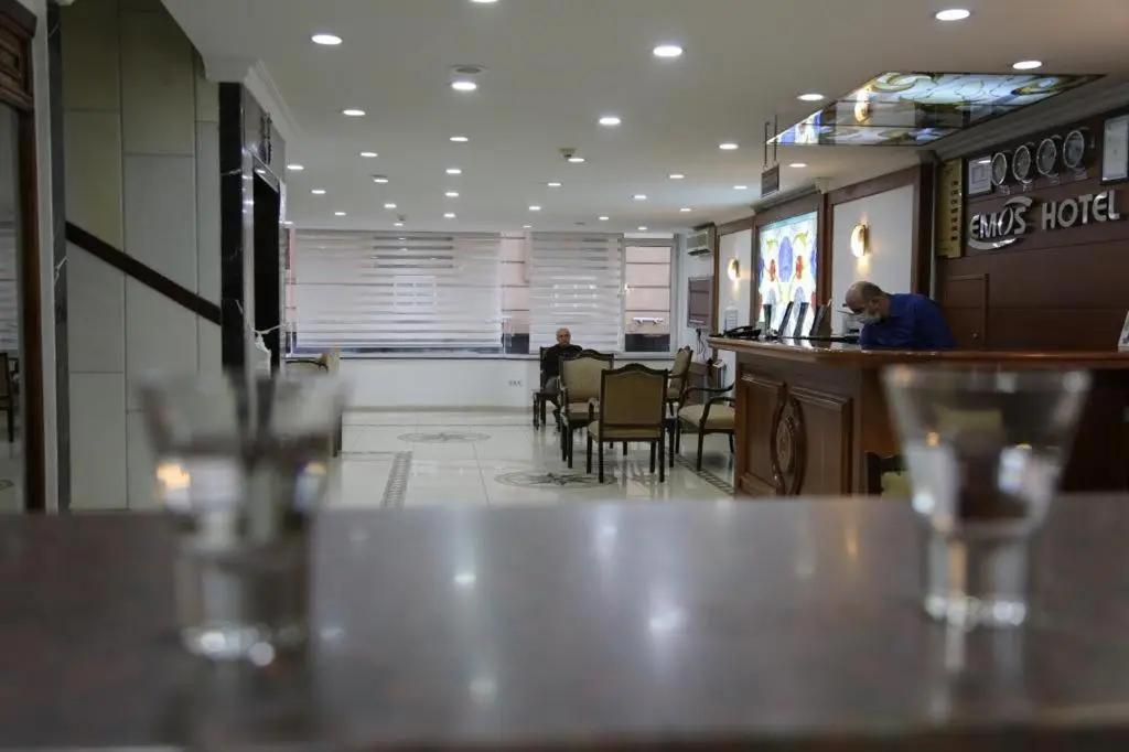 EMOS HOTEL