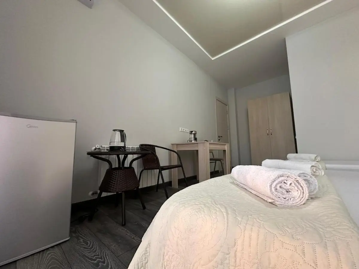 Guest House 99