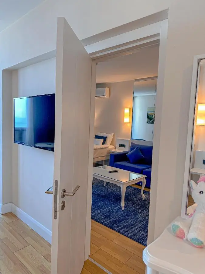 Luxury View Hotel
