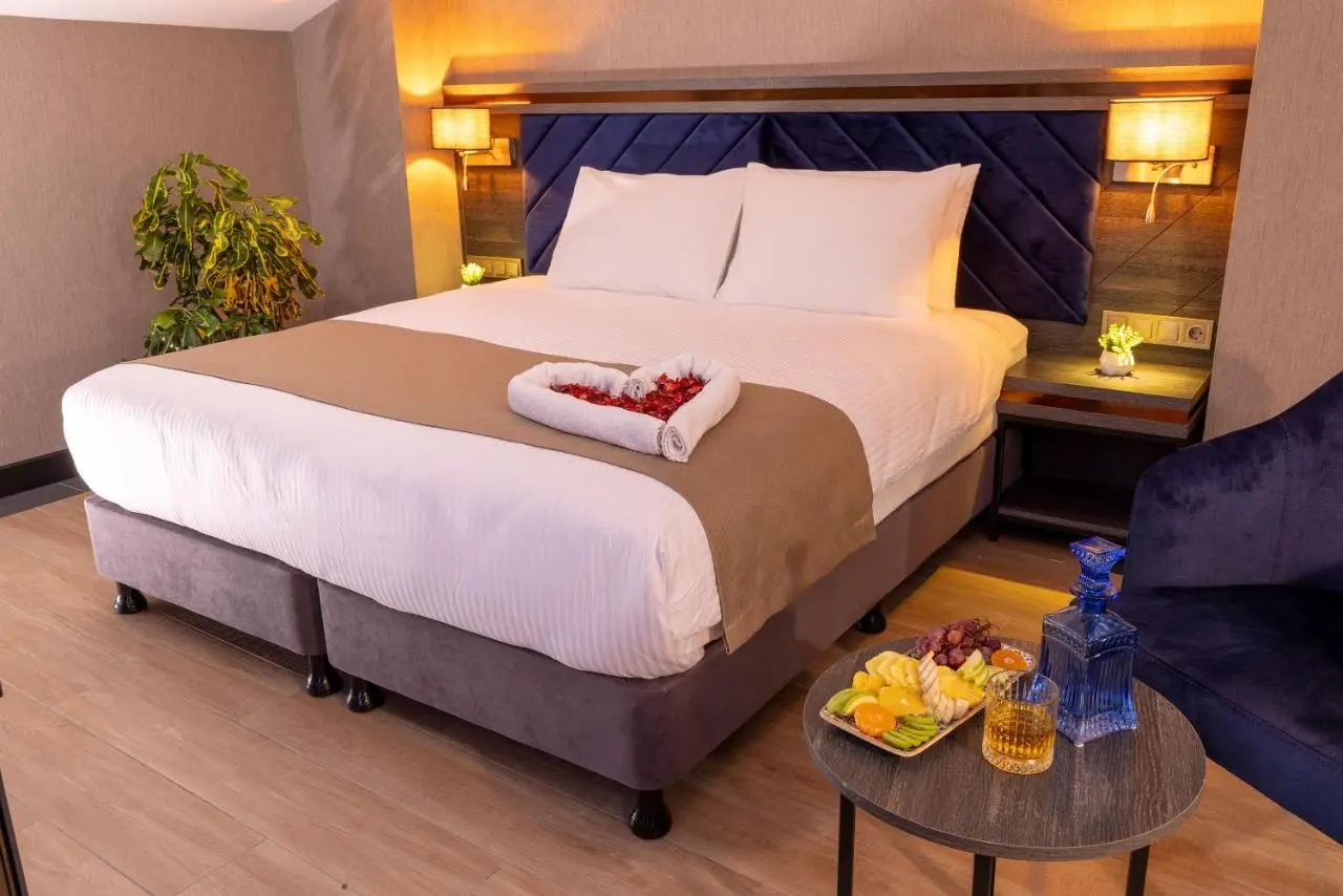 WestDoor Hotel