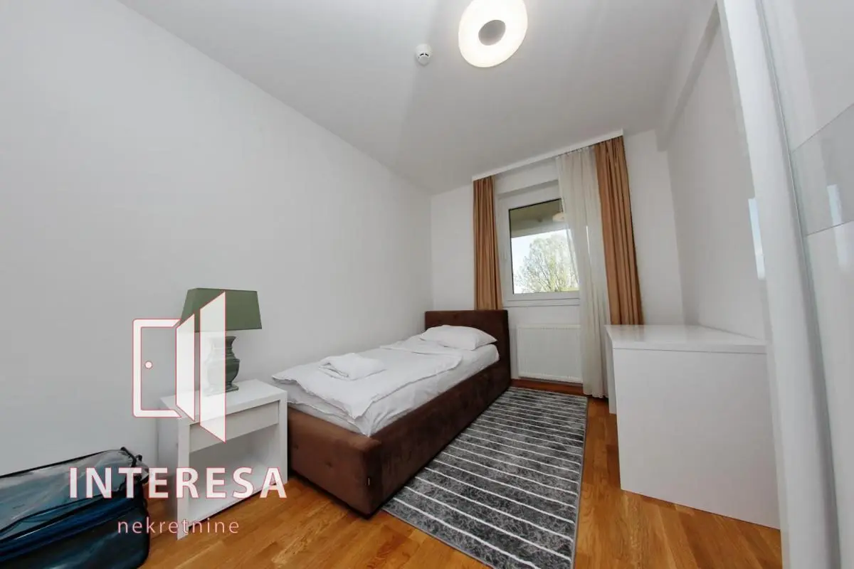 Panamera Apartments PRIVATE