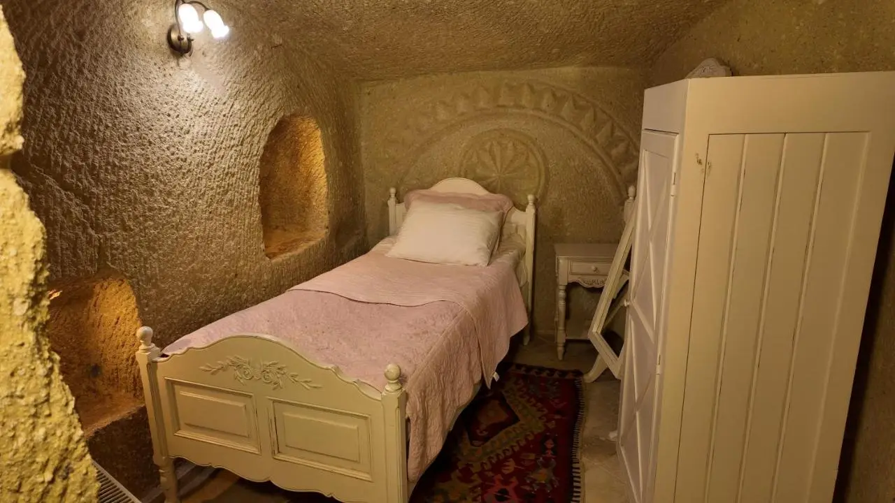 Iris Cave Cappadocia