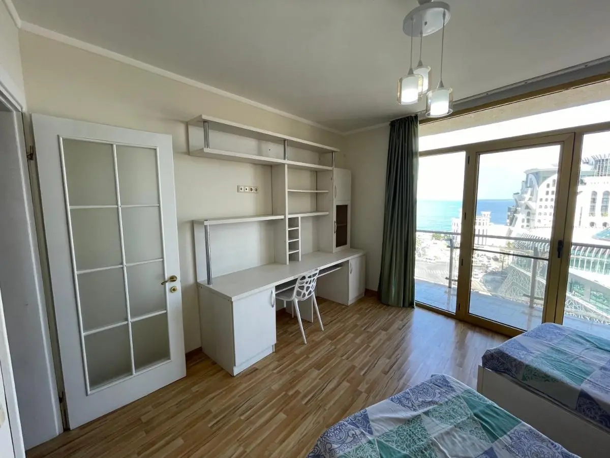 Sea view apartment