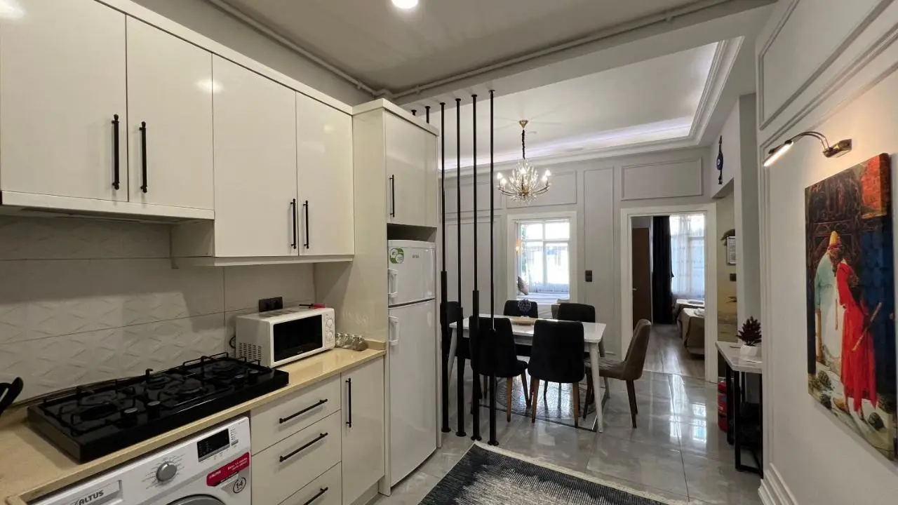 Taksim Square Luxury 4BR Next to Hotels Perfect for Families & Groups