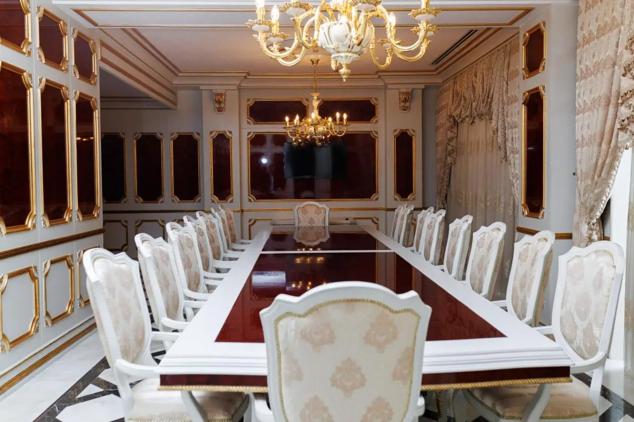 Ayan Palace Hotel