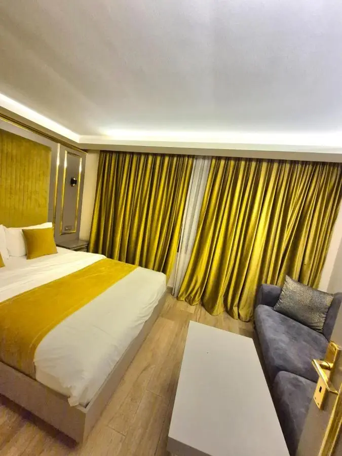 Taksim La Marino Hotel