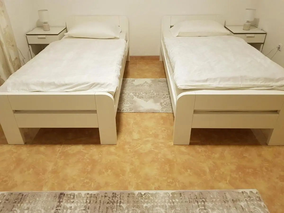Apartment Paradise Enver