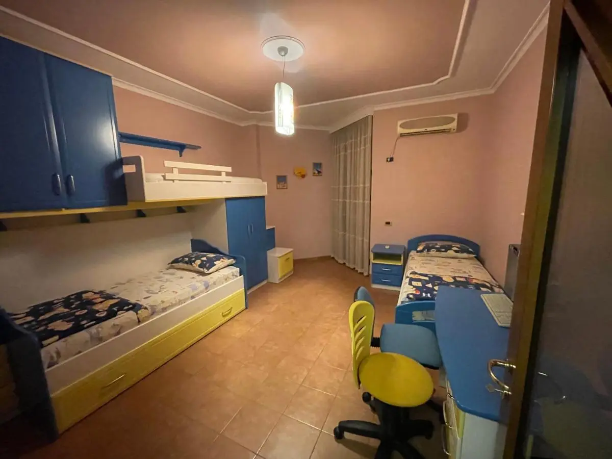 MAK Apartments